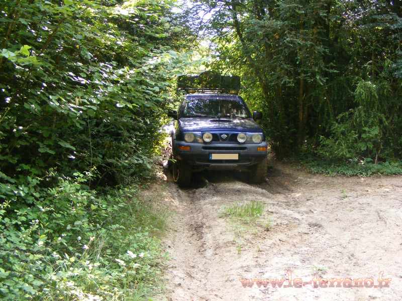 montalieu vercieu nissan terrano mistral ford maverick