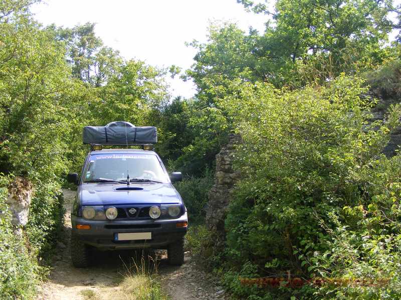 montalieu vercieu nissan terrano mistral ford maverick